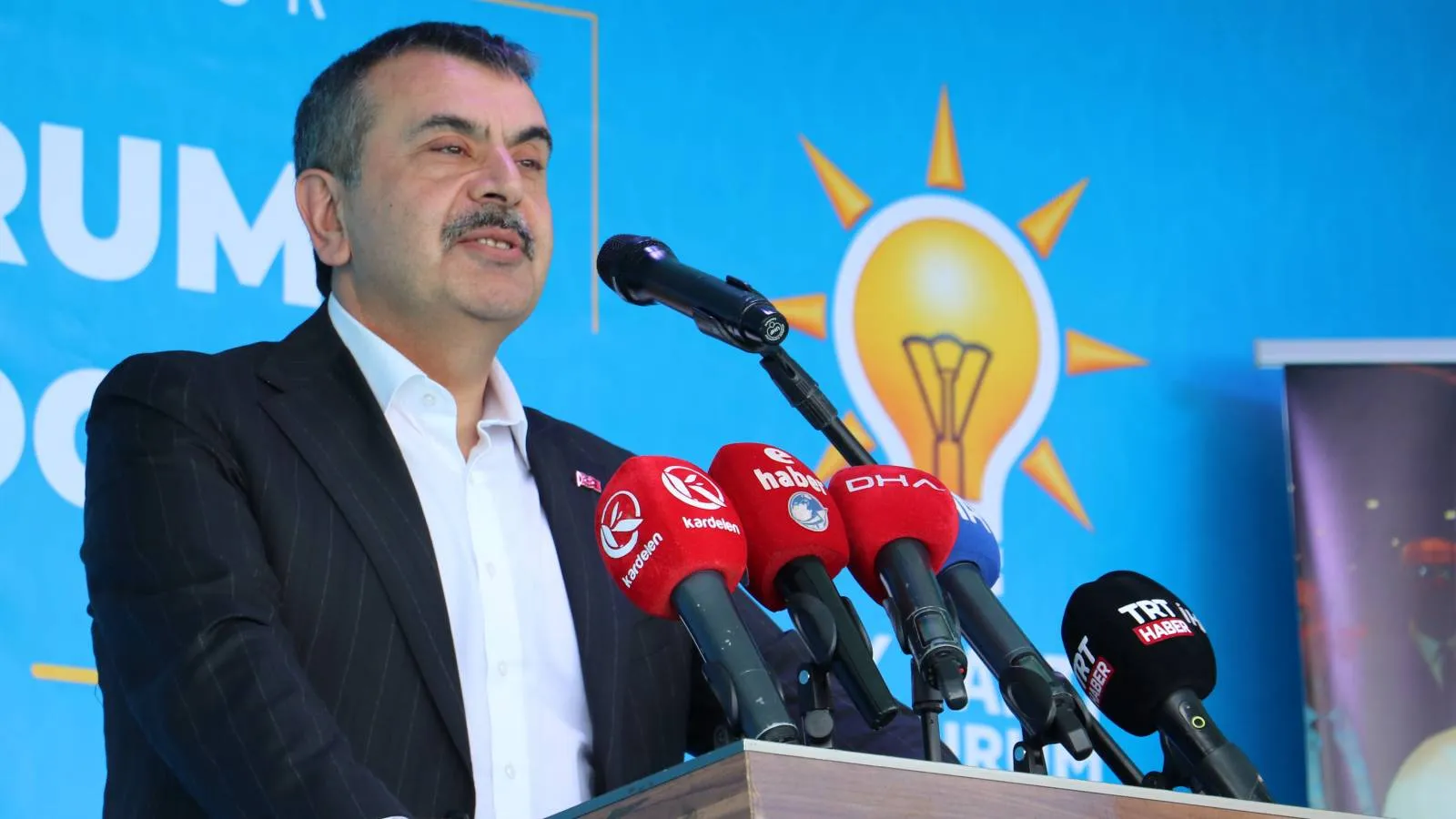 Milli Eğitim Bakanı Tekin'den CHP yorumu: Allah bizleri ne büyük bir felaketten korumuş diye eminim hepiniz dua ediyorsunuzdur