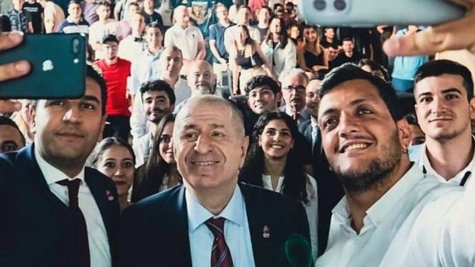 Ümit Özdağ'dan Bilgi Üniversitesi'nin kapatılma kararına tepki: Öğrencilere yapılmış haksızlık