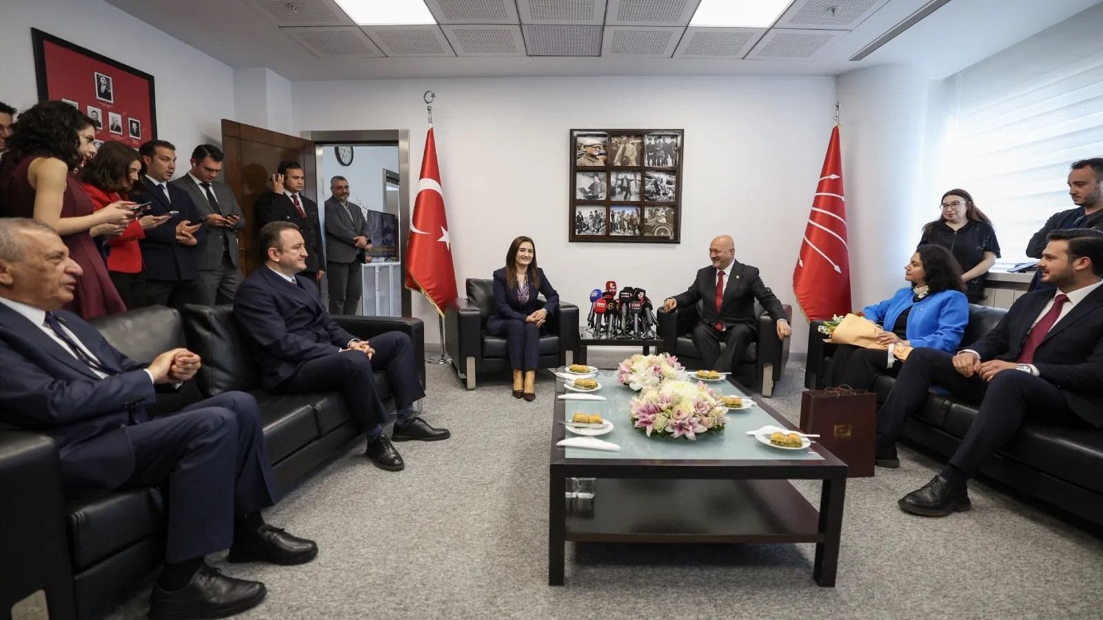 İki yıl sonra AKP'den CHP'ye bayram ziyareti: Ülkenin refahı için aynı masada hep beraber oturabiliriz