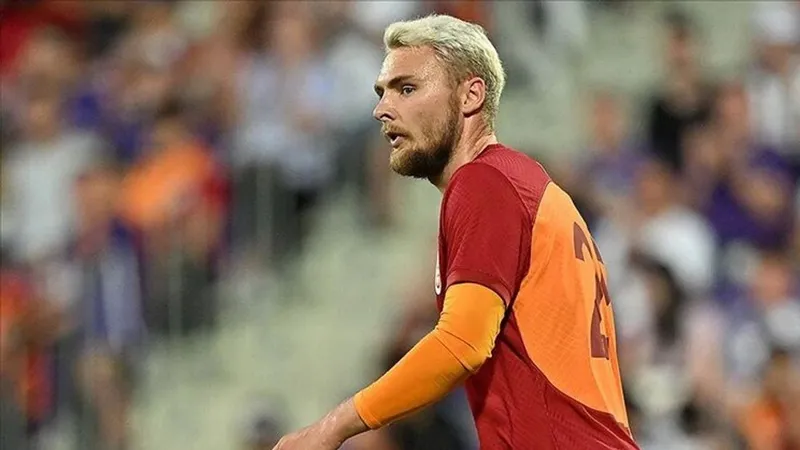 Victor Nelsson'un bileti kesildi; Okan Buruk kampa bile götürmeyecek