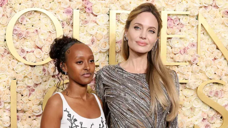 Angelina Jolie ve Brad Pitt'in kızı Zahara mezun oldu; kürsüye annesinin soyadı ile çağırıldı