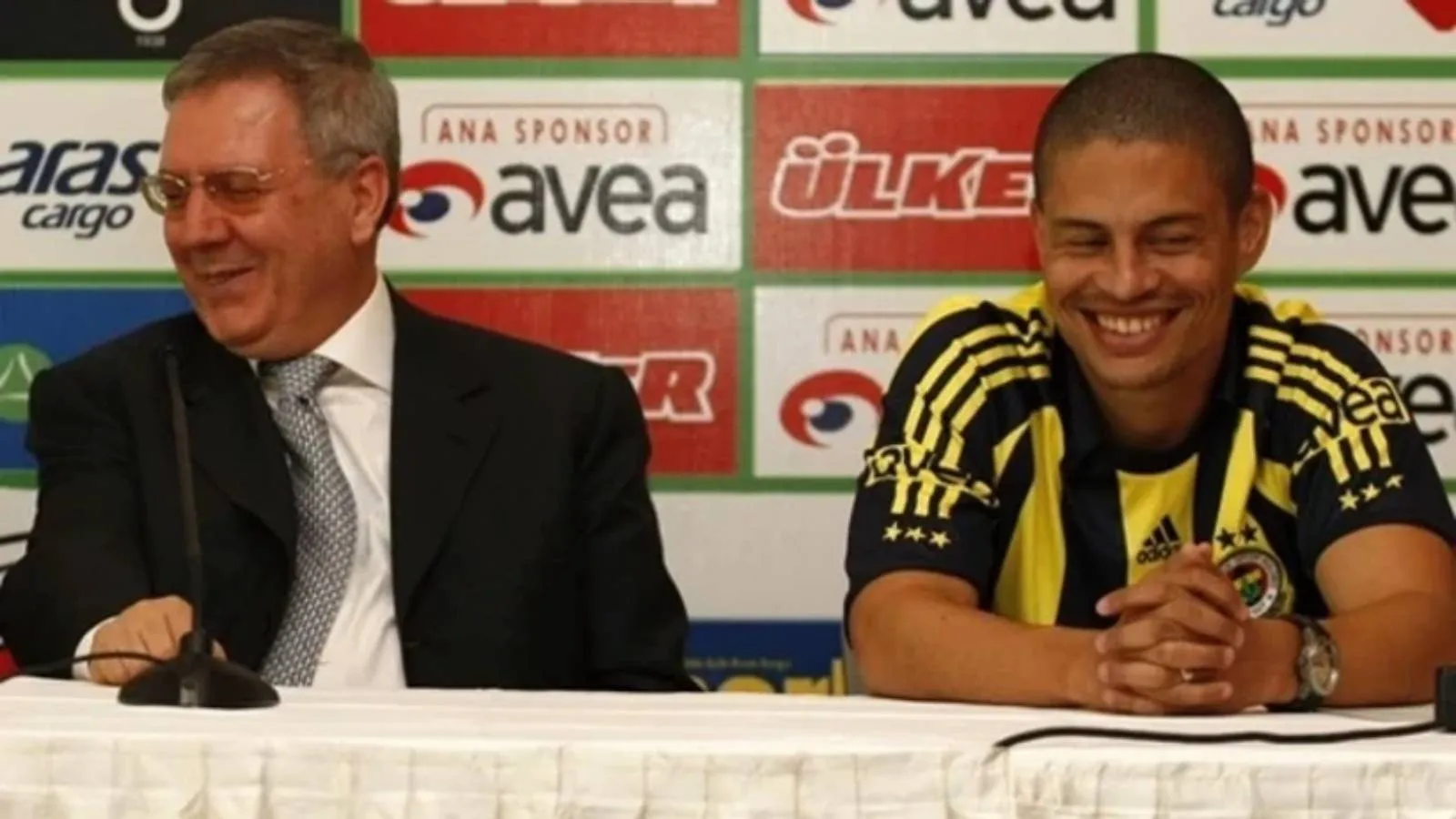 Alex de Souza'dan flaş Aziz Yıldırım desteği: Geri gel patron!
