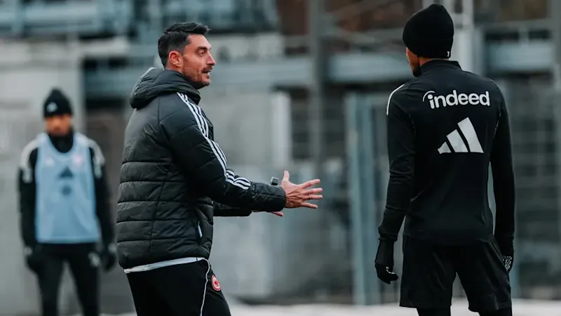 Albert Riera'ya yol göründü