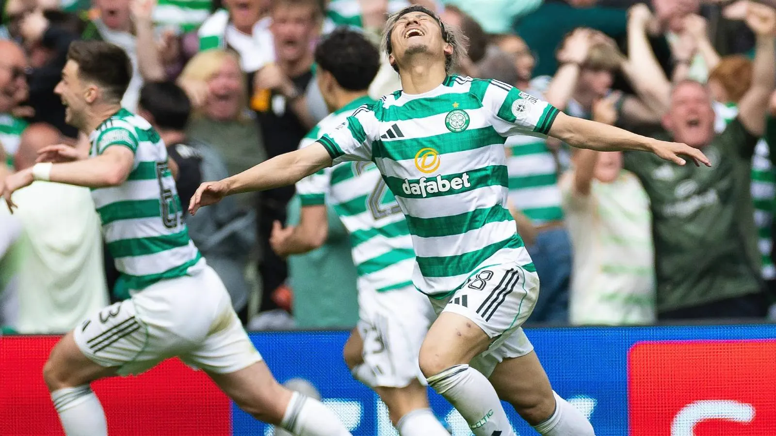 RT @T24spor: Zirvede çarşı pazar karıştı: Celtic, Rangers'ı devirdi; Hearts'la puan farkı 1'e indi
