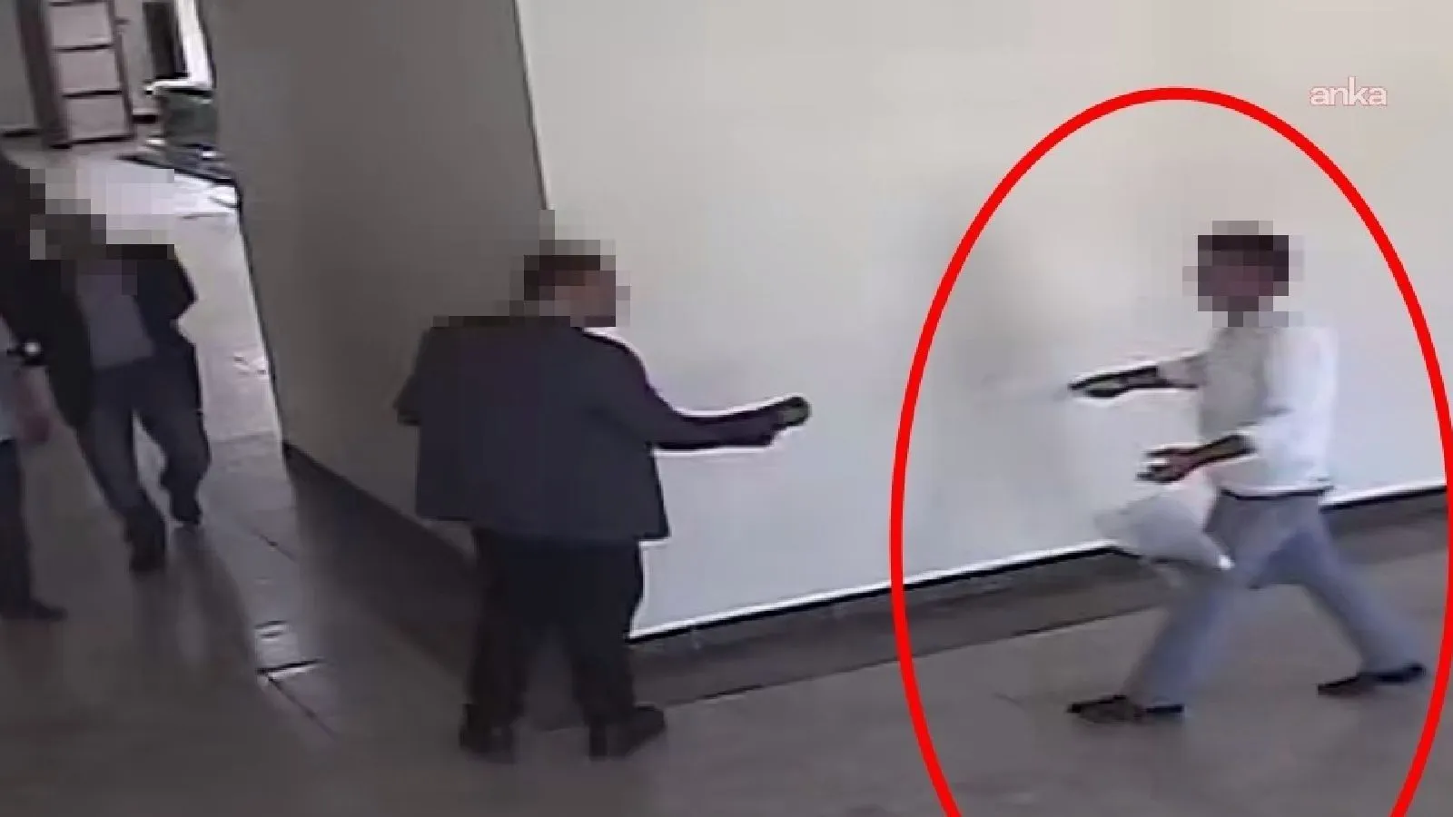 CHP'li belediyede saldırı: Başkan yardımcısı yaralandı