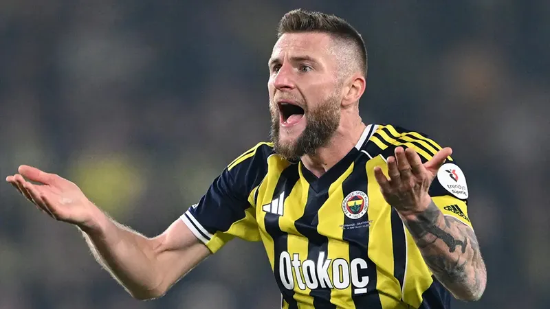 Fenerbahçe'de Skriniar şoku!