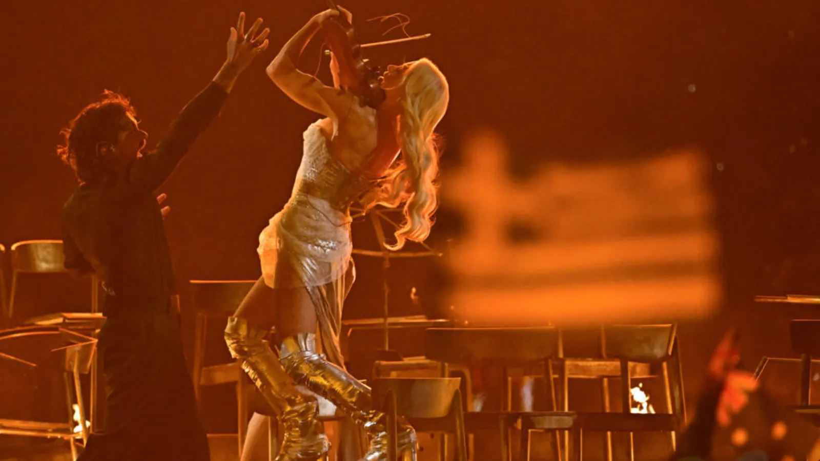 Eurovision protestolarla geçti: Favori gösterilen Finlandiya ve İsrail finale yükseldi