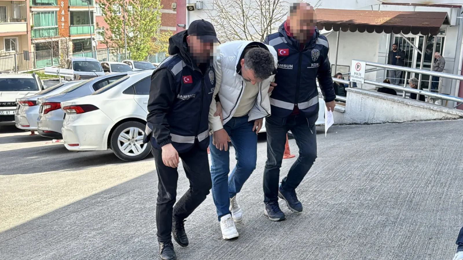 2 ilde doktorlara "rüşvet ve dolandırıcılık" operasyonu: 18 gözaltı!