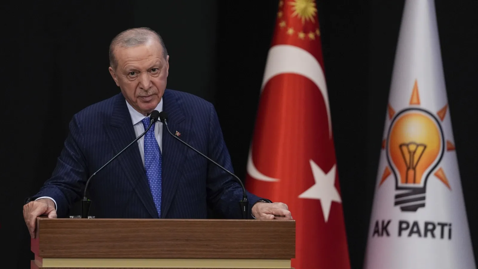 Erdoğan: Muhalefet öyle istiyor diye Türk diasporasına sırtımızı dönemeyiz
