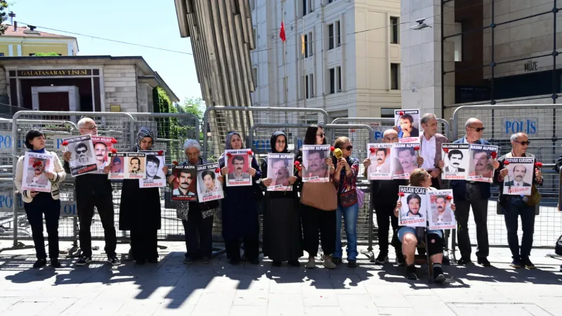 Cumartesi Anneleri 1103'üncü haftada: 32 yıl önce gözaltında kaybedilen Kasım ve Halil Alpsoy'un akıbeti soruldu