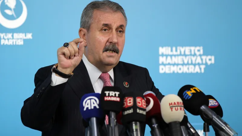 Mustafa Destici: Türkiye Cumhuriyeti, terörle mücadelesini eli kanlı bir terör aparatına ihtiyaç duymadan yürütme kudretine sahiptir