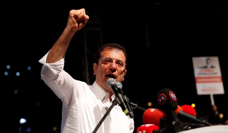 CHP'li Tezcan'dan İmamoğlu'nun "araç bozuldu" denilerek duruşmaya getirilmemesine tepki: Yaşadığımız şey adalet değil eziyet