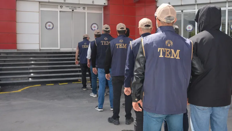 17 ilde "FETÖ" operasyonu: 23 şüpheli gözaltına alındı
