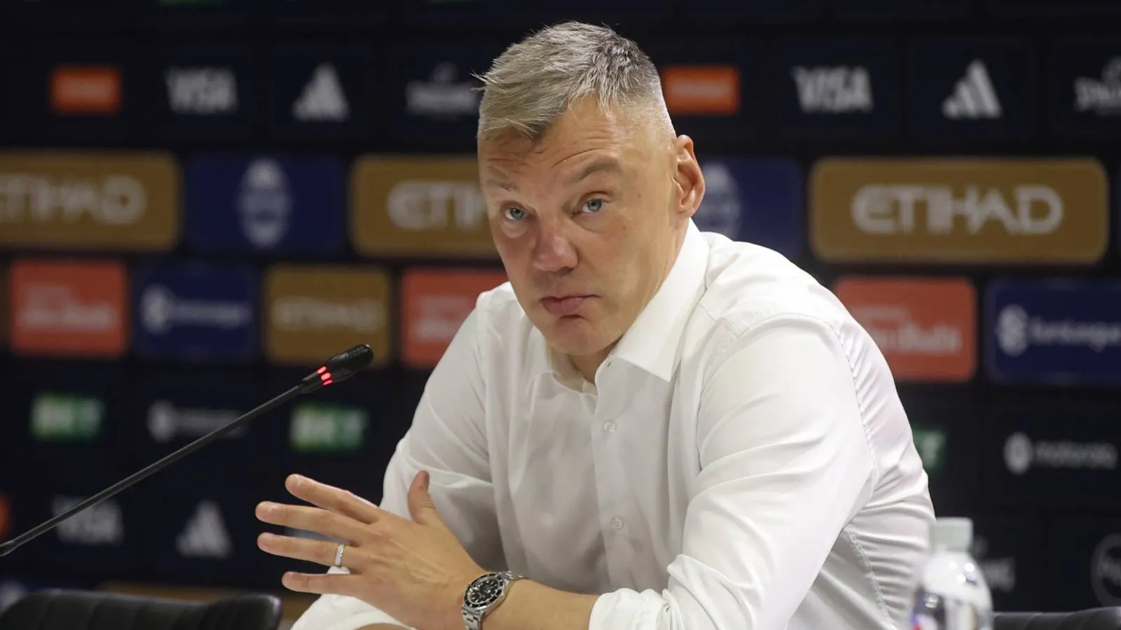 RT @T24spor: Sarunas Jasikevicius: Her 3 çeyreğin başında da nakavt olduk