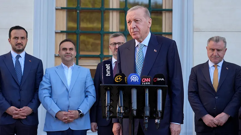 Erdoğan bayram namazını Büyük Çamlıca Camisi'nde kıldı: Birliğimiz, beraberliğimiz daim olsun