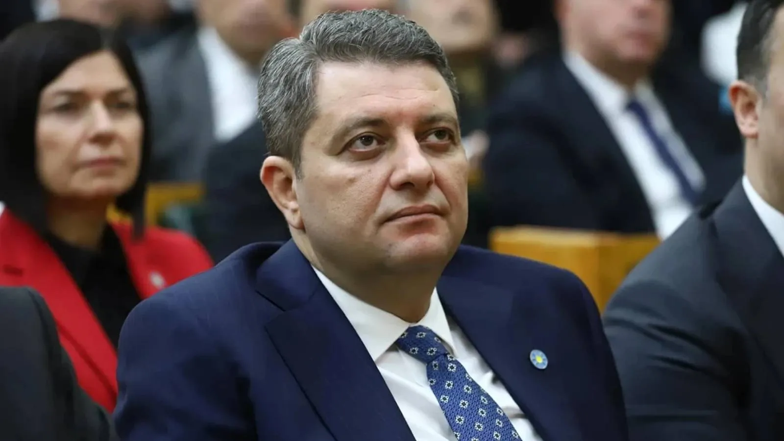 İyi Parti'den istifa eden Ersin Beyaz'dan AKP'ye geçeceği iddialarına yanıt: Yoluma bağımsız olarak devam edeceğim
