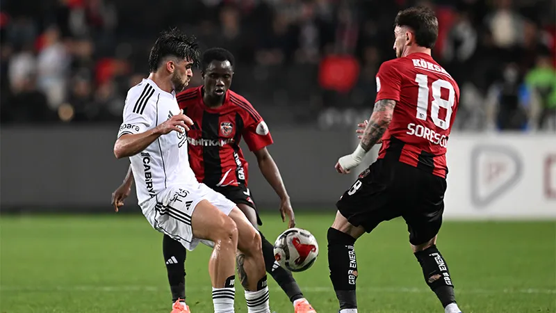 Beşiktaş’ın başkana ve teknik direktöre gereksinimi var!