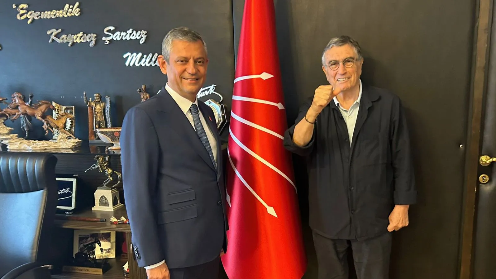 Ankara'da Özgür Özel'le 'atanmış CHP' ve 'seçilmiş CHP' üzerine...