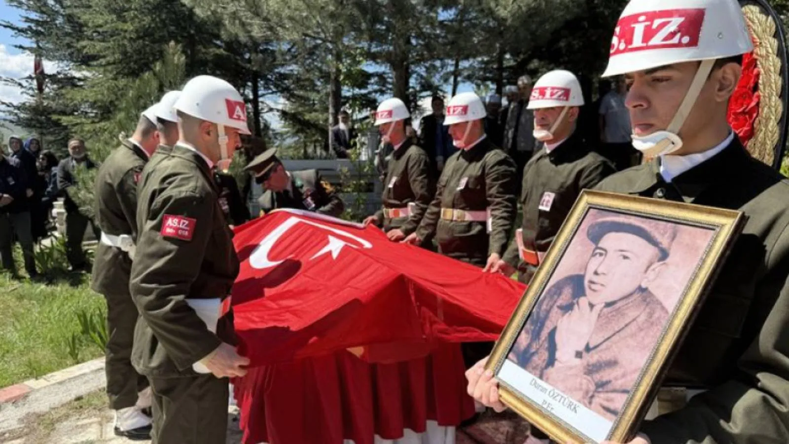 1965 yılında Iğdır'da şehit düşen Öztürk, 61 yıl sonra memleketinde defnedildi