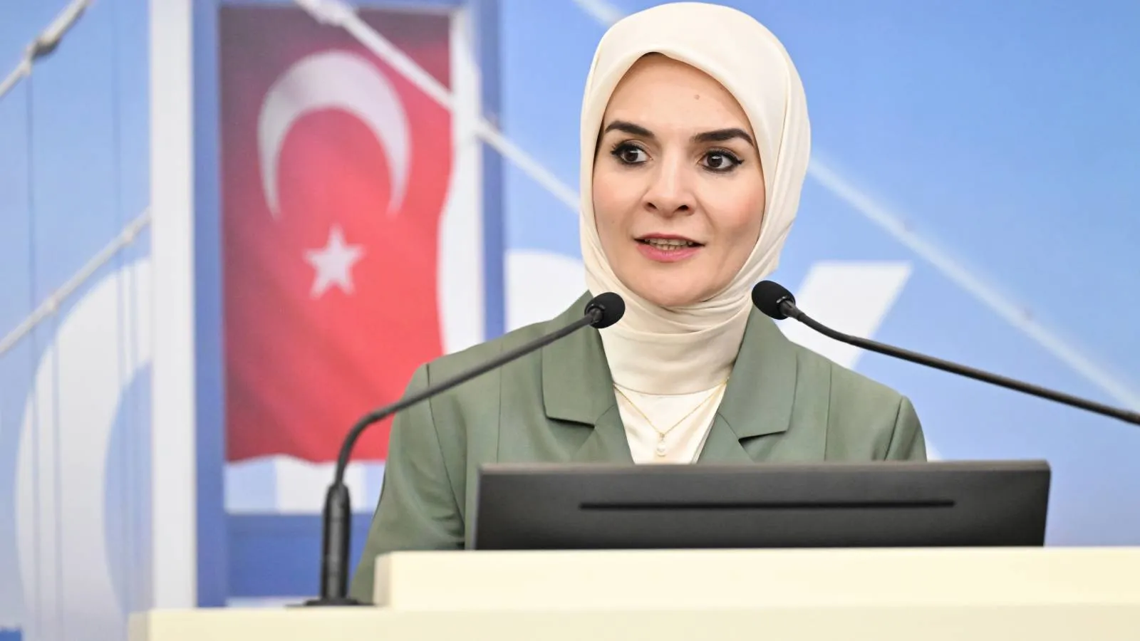 Bakan Göktaş: Kadınların iş dünyasında güçlenmesi, sadece ulusal politikalarla sınırlı kalamayacak kadar büyük bir meseledir
