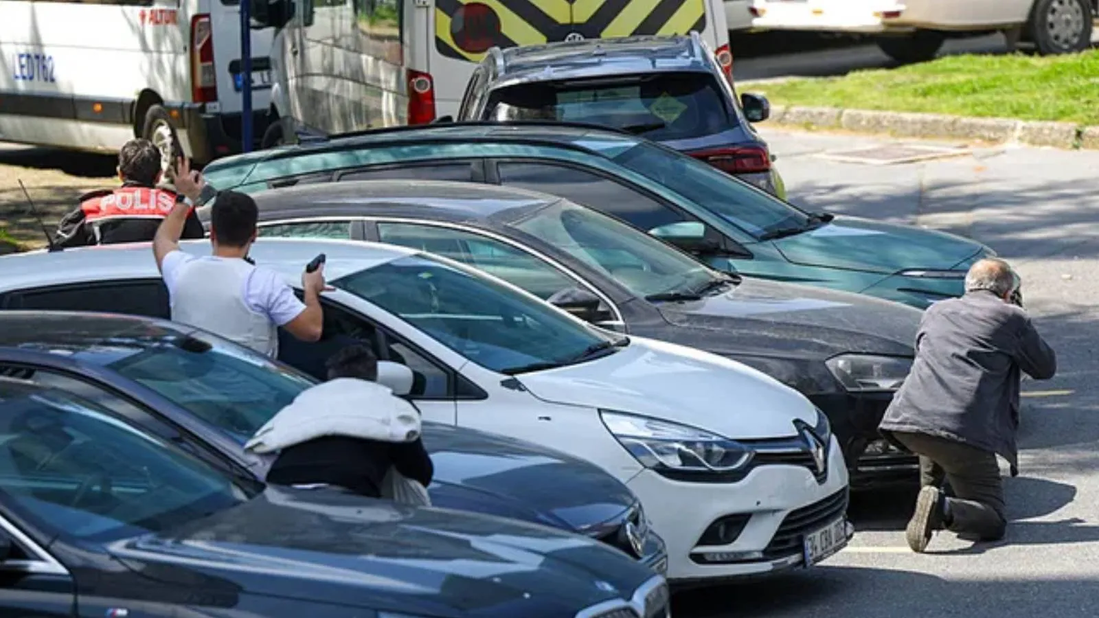 İsrail Başkonsolosluğu saldırısında  polisin ifadesine ulaşıldı: Mermi bittikçe şarjör istedim