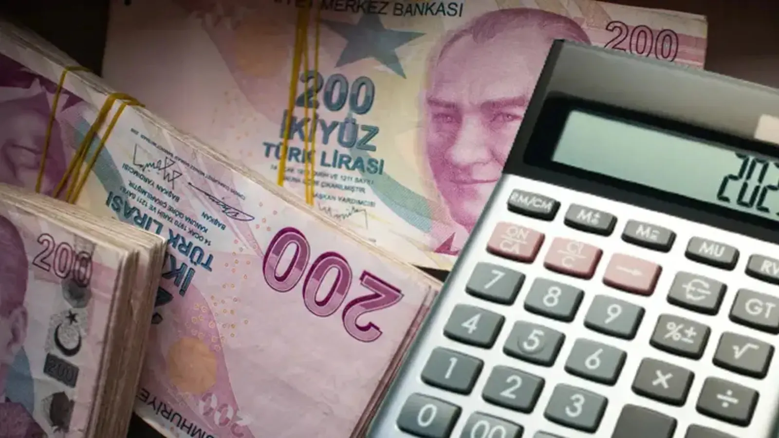 Resmî tatilde çalışanlara çifte yevmiye: Mayıs mesaisi maaşları artıracak