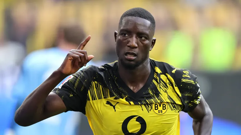 Adı Fenerbahçe'yle anılıyordu: Serhou Guirassy için Dortmund'dan açıklama geldi