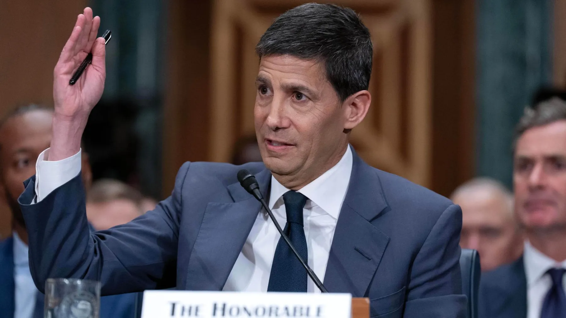 Fed'de görev değişimi: ABD Senatosu Kevin Warsh'un Fed başkanlığını onayladı