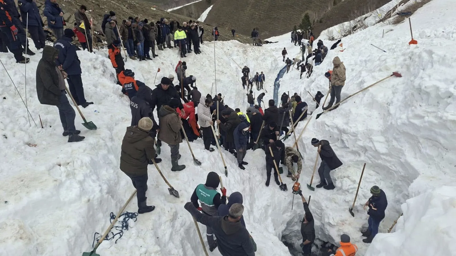 Yeniden arama çalışmaları başlatılmıştı: Artvin'de çığ altında kalan çobanın cesedi 125 gün sonra bulundu!