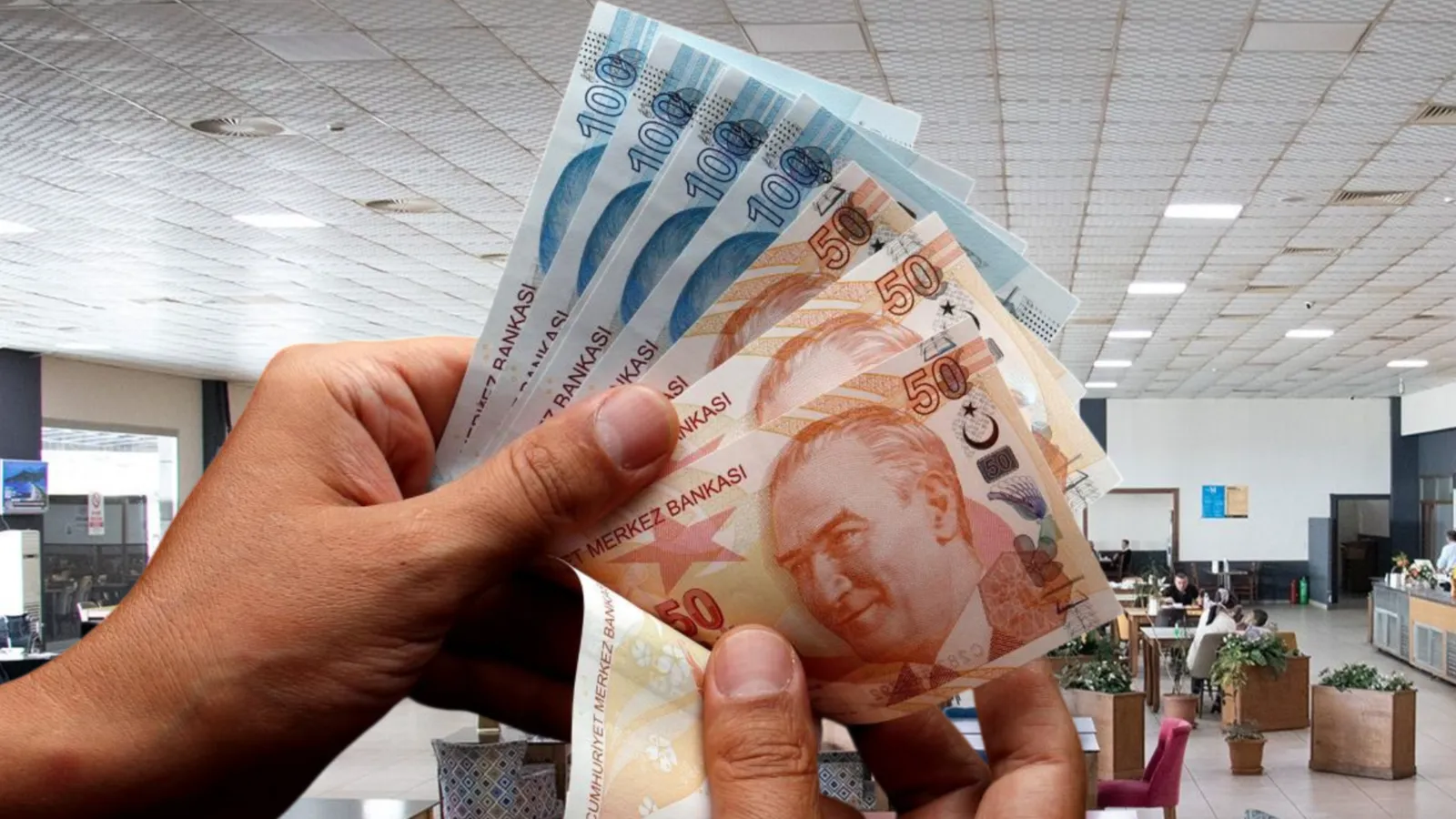 Bayram yolunda fiyat şoku: Su 100 TL, tek kişilik yemek bin 500 TL!
