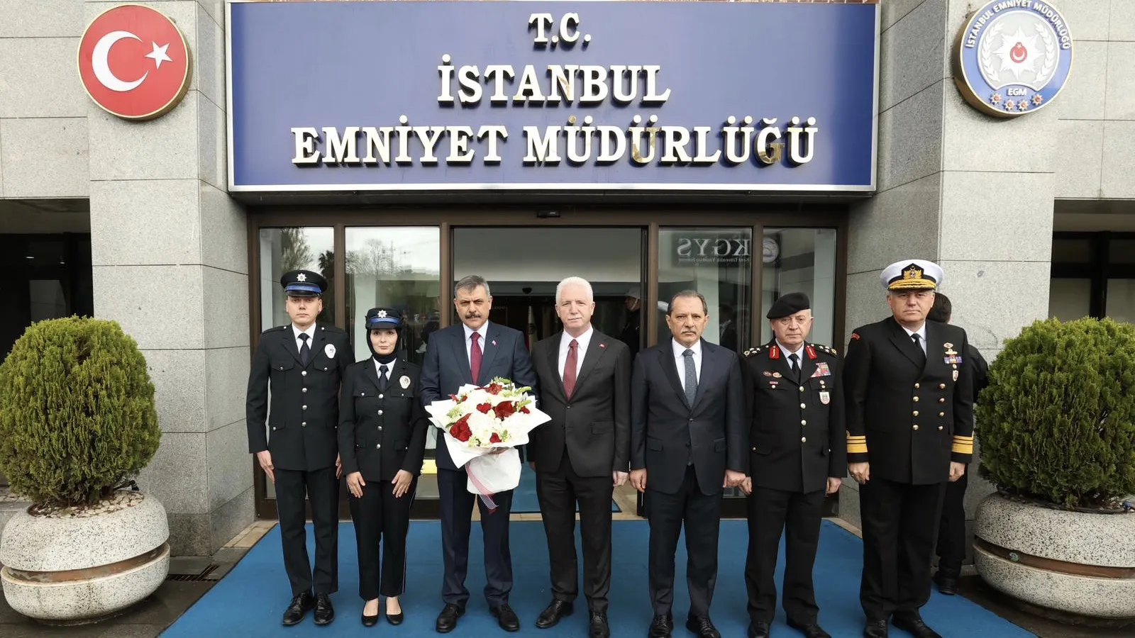 İçişleri Bakanı Mustafa Çiftçi'den İstanbul Emniyet Müdürlüğü'ne "1 Mayıs önlemleri" ziyareti