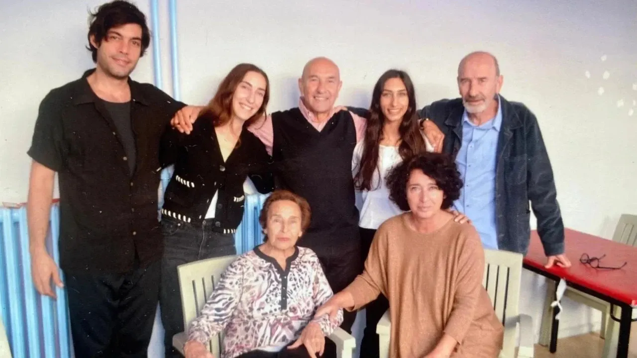 Tunç Soyer'in kızı Defne Soyer: Özlemin ve bekleyişin ağırlığı insanın üzerine çöküyor