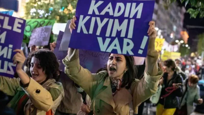 Kadın Cinayetlerini Durduracağız Platformu: Nisan ayında en az 26 kadın öldürüldü, 23 kadın şüpheli şekilde ölü bulundu
