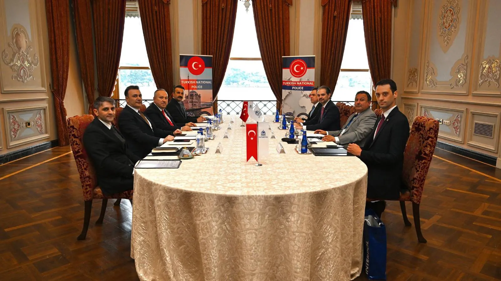 İNTERPOL'ün 2. adamı Türkiye'de