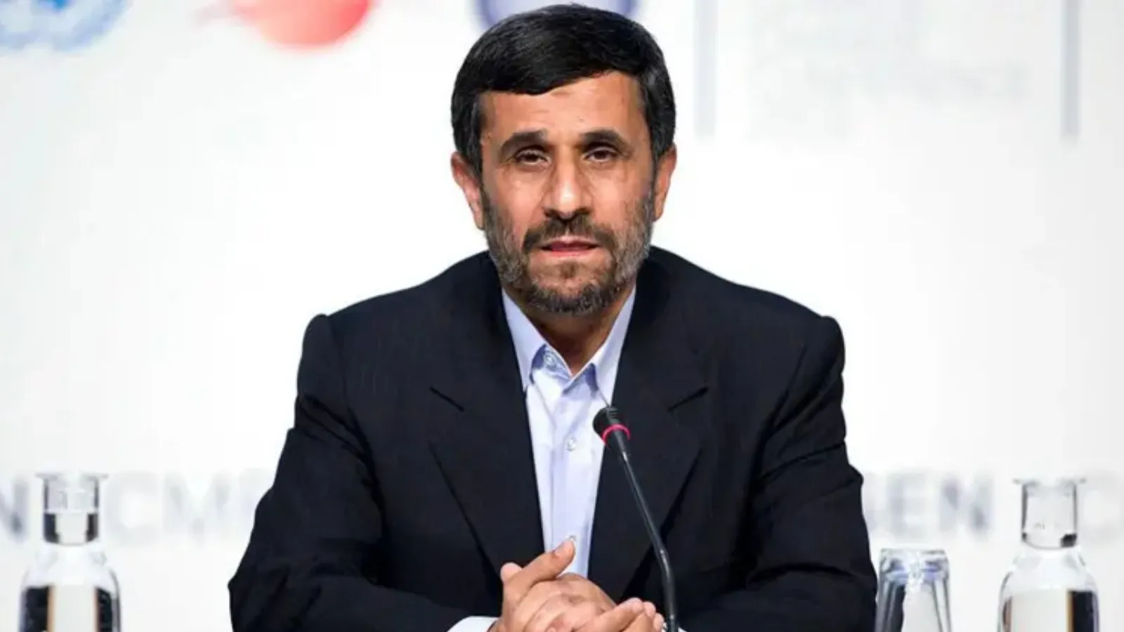 Eski İran Cumhurbaşkanı Ahmedinejad nasıl savaşın gizemli ismi oldu?