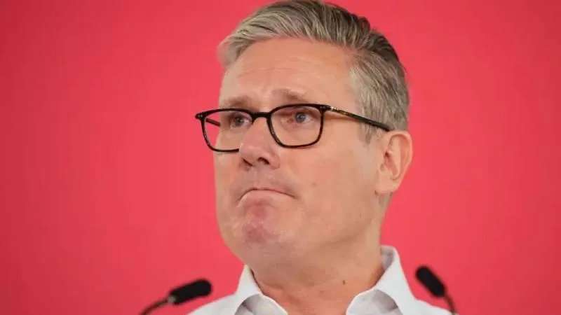 İngiltere Başbakanı Starmer'a 70'ten fazla vekilden istifa çağrısı