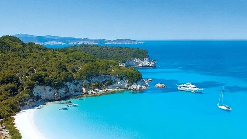 <p>İkinci sırada ise Yunanistan'ın Antipaxos Adası'ndaki Voutoumi Beach yer aldı.</p>