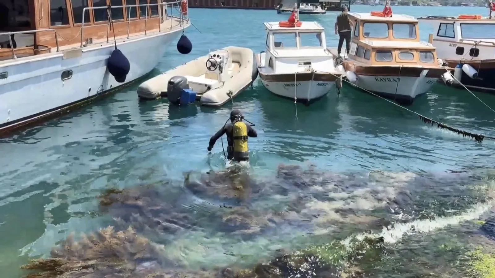 İstanbul Boğazı'na midye toplamak için daldı, kayboldu: 12 saat sonra cesedi bulundu