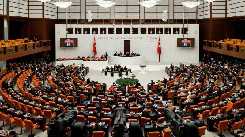 Varlık barışını da içeren torba yasa hangi değişikliklerle kabul edildi?
