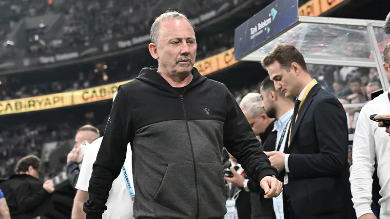 Beşiktaş'ta Sergen Yalçın dönemi sona erdi