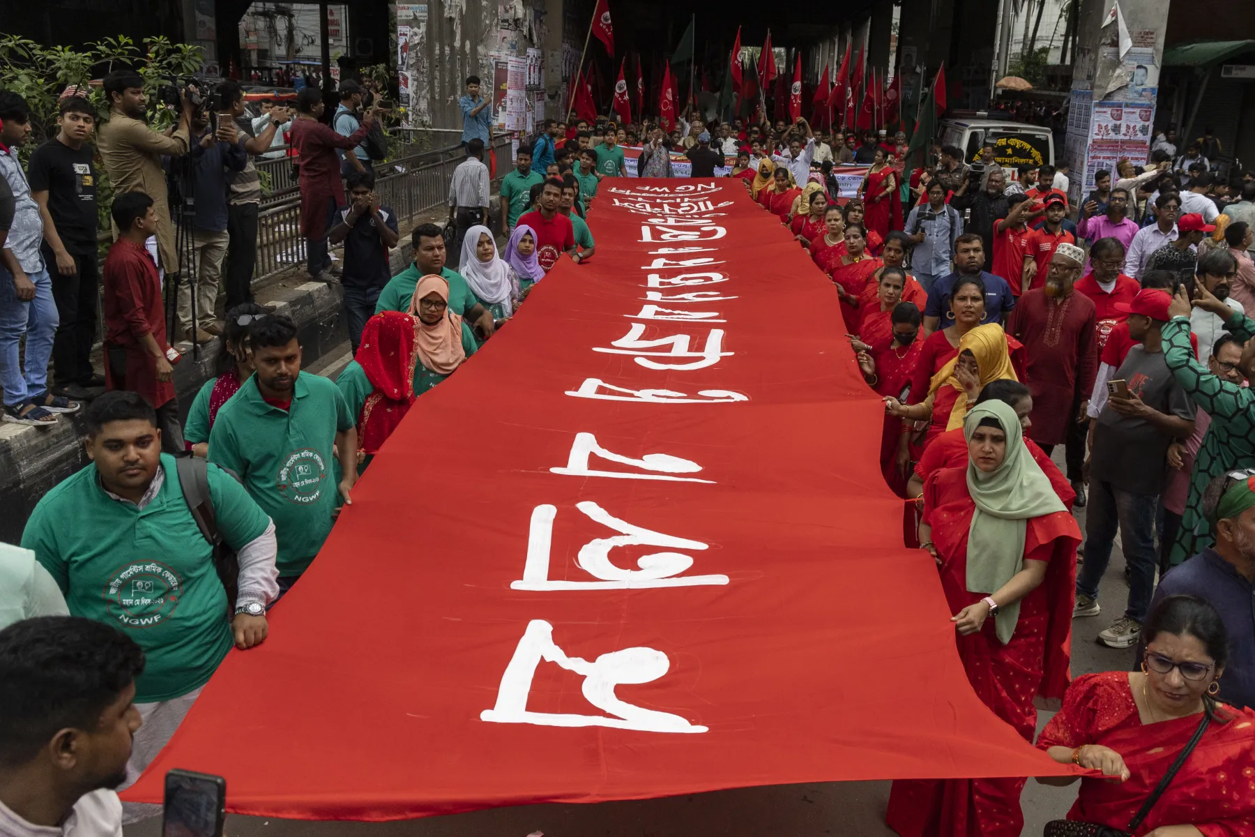 Dünya, 1 Mayıs Emek ve Dayanışma Günü'nü kutladı