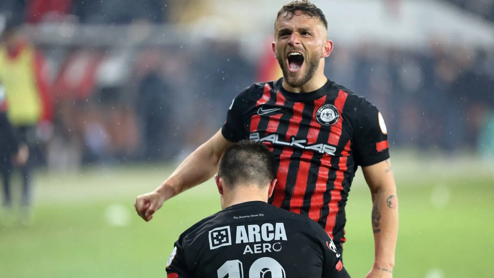 Cumhurbaşkanı Erdoğan'dan Süper Lig'e yükselen Çorum FK'ya tebrik