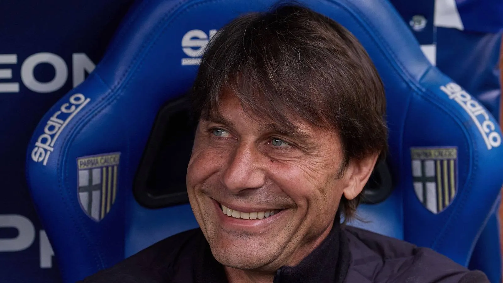 RT @T24spor: Antonio Conte, Napoli'den ayrılmaya karar verdi: Fenerbahçe cephesi hareketlendi