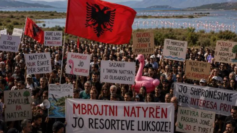 Flamingo protestoları yeni bir Arnavutluk’u müjdeliyor olabilir