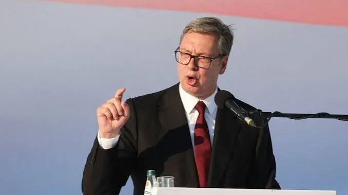 Hükûmet karşıtı protestolar 18 aydır sürüyor: Sırbistan Cumhurbaşkanı Vucic, istifa edeceğini açıkladı!