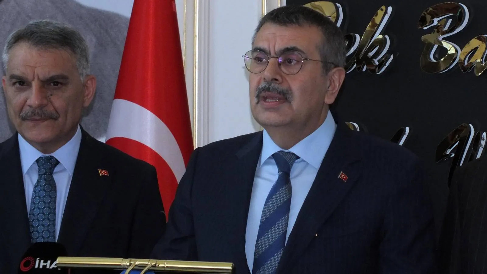 Karar yazarı Akyol'dan Milli Eğitim Bakanı Tekin'e "Kurtuluş Savaşı" eleştirisi: İdeolojik bir aktivist ya da partizan gibi hareket ediyor