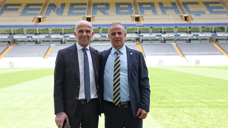 Fenerbahçe Kulübünden İsmail Kartal ve Oğuz Çetin'e destek paylaşımı