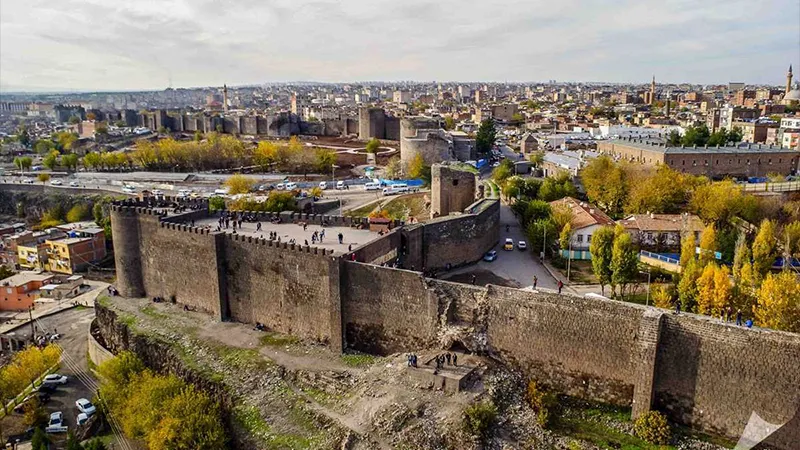 Diyarbakır Sur’da ortak yaşamı koruma çalışması: Kamusal alanlar yayalara açılacak