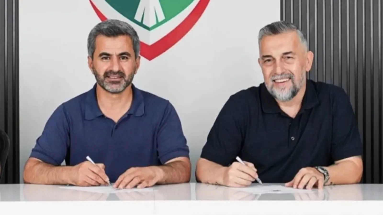 Amedspor'a 8 gün önce imza atan Serkan Reçber görevini bıraktı