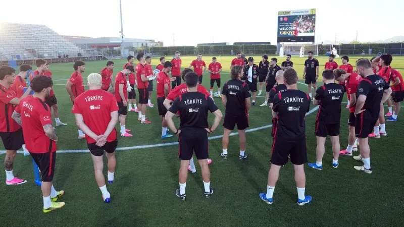 TFF resmen duyurdu: 2 futbolcu A Milli Takım kampından ayrıldı